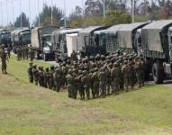 Quito, lunes 13 de octubre del 2025. Convoy del Gobierno que salió de Tababela a Imbabura.