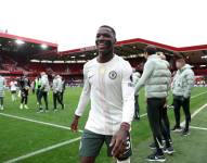 Moisés Caicedo celebra la victoria del Chelsea contra Nottingham Forest por la Premier League
