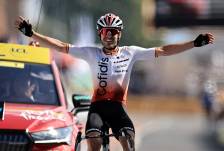 El ciclista español Ion Izaguirre ganó la etapa 12 del Tour de Francia