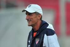 El exentrenador de Liga de Quito, Edgardo Bauza, en un entrenamiento