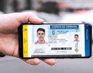 La licencia digital cuenta con la misma validez que la licencia física.