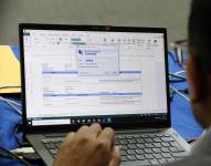 Sellado y verificación de la base de datos del Sistema Informático de Escrutinios y Resultados.