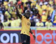 Enner Valencia en un partido con la selección de Ecuador por Eliminatorias