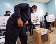 Los votantes acudirán a las urnas para escoger los futuros asambleístas, Presidente y por una Consulta Popular.
