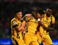 Inter de Milan goleó al Cagliari por 3-0.