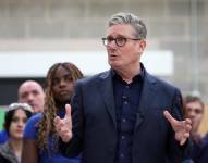 El primer ministro británico, Keir Starmer, durante su visita para anunciar a Wylfa, en Anglesey.