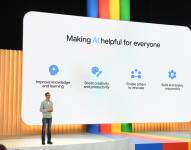 Fotografía cedida por Google donde aparece Sundar Pichai, director ejecutivo de Google y Alphabet, mientras interviene durante el evento anual de desarrolladores, Google I/O 2023, en el anfiteatro Shoreline en Mountain View, California (EE.UU.). EFE/Google