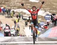 El colombiano Santiago Buitrago (Bahrain Victorious) ganó la etapa reina del Giro de Italia