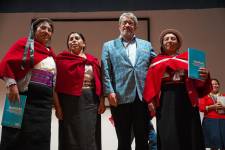 El ministro José Ruales durante la presentación del manual.