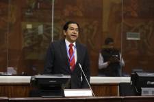 Lucio Gutiérrez en el Pleno de la Asamblea.