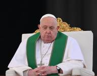 El Papa Francisco celebra la misa por el Jubileo de las Fuerzas Armadas en la Plaza de San Pedro en el Vaticano el 9 de febrero de 2025.