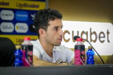 El delantero de Liga de Quito, Lautaro Pastrán, en rueda de prensa