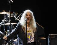 La cantante, compositora y escritora estadounidense Patti Smith durante el concierto ofrecido en el Teatro Real, en Madrid, con el que conmemora el 50 aniversario de su icónico álbum ‘Horses’. EFE/JuanJo Martín