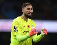 Gianluigi Donnarumma en un partido con el Manchester City