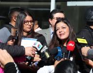 Amanda y Tamia Villavicencio acudieron a la audiencia de formulación de cargos en el caso Villavicencio en el Complejo Judicial.