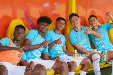 La selección de Ecuador sub 17 viajó a Asia para alistarse en el Mundial.