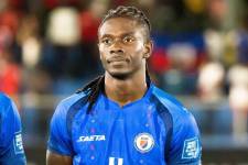 Ricardo Adé, figura defensiva de Haití.