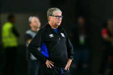 El entrenador, Hernán Darío Gómez, en un partido con la selección de El Salvador