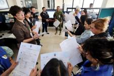 Imagen de los observadores electorales.