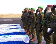 Los ataúdes de las víctimas asesinadas en Gaza.