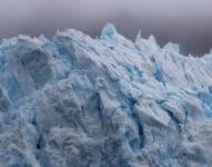Fotografía de archivo que muestra un glaciar.