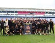 Barcelona SC hizo un emotivo homenaje a Mario Pineida.