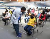 El retraso en la recepción llevará a que se reprograme la administración de dosis de Sinovac. API/Archivo