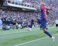 Lamine Yamal firmó un nuevo contrato con el FC Barcelona.