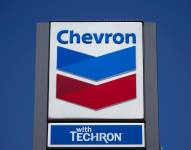 Fotografía de ún cartel de Chevron.