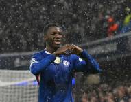 La UEFA no le dio el gol a Moisés Caicedo en la Champions League y señaló que fue autogol.