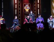 Mi vida ha sido otro tipo de universidad, otra forma de quemarme las pestañas, aseguró el mandatario.