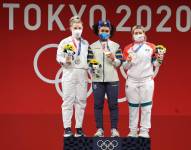 En total, Neisi Dajomes levantó 263kg.