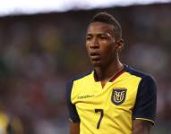 Pervis Estupiñán, lateral izquierdo del Brighton y de la selección ecuatoriana de fútbol.