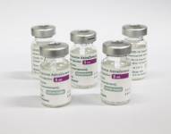 Vista de vacunas de AstraZeneca contra la covid-19. EFE/Mast Irham/Archivo