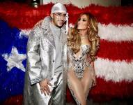 JLo y Bad Bunny luego de su actuación en el Super Bowl.