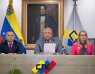 El presidente del Consejo Nacional Electoral, Elvis Amoroso, ofrece una rueda de prensa este martes, en Caracas, Venezuela.