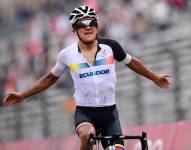 Richard Carapaz al momento de llegar a la meta en Tokyo 2020.