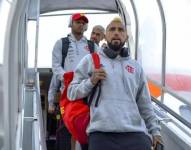 Arturo Vidal, una de las figuras de Flamengo llegando a Guayaquil.