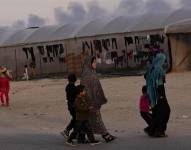 Palestinos desplazados que viven en un campamento en Rafah, sur de la Franja de Gaza, 20 de enero de 2024