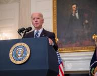 Biden dice a los no vacunados de EE.UU. que su paciencia se está agotando