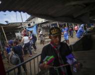 Fotografía de archivo de migrantes en el pueblo de Bajo Chiquito,luego de atravesar por varios días la selva del Darién (Panamá).