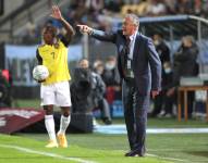 El entrenador Gustavo Alfaro de Ecuador, en una fotografía de archivo. EFE/Raúl Martínez/Pool