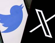 Una ilustración de los logos del antiguo logo de Twitter y de su icono actual: X.