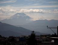 Quito, 22 de diciembre de 2022. El Volcán Cotopaxi permanece en constante actividad. Foto: Archivo/Referencial