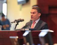 José Serrano en la Asamblea Nacional del Ecuador.