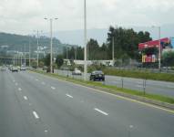 Un tramo de la Ruta Viva, que conecta los Valles con Quito.