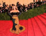 Beyoncé en la alfombra roja de la Met Gala 2013 en Nueva York.