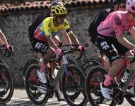 El ciclista carchense contaría con dos ecuatorianos dentro de su equipo para su próximo reto.