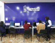 Centro de Atención Universal de Azuay, IESS, impulsa el agendamiento de turnos en lí­nea para atención ciudadana.