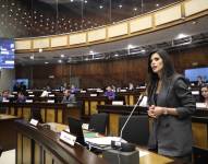 Diana Jácome, quien impulsa la reforma al COIP, en el Pleno de la Asamblea.